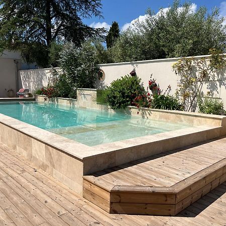 Les Logis De Cocagne Apartamento Saint-Rémy-de-Provence Exterior foto
