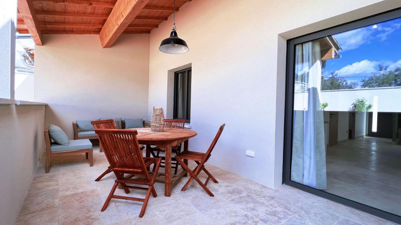 Les Logis De Cocagne Apartamento Saint-Rémy-de-Provence Exterior foto